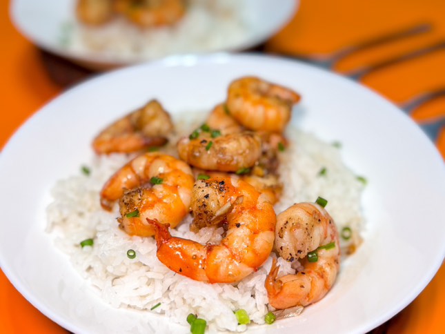 Honey Garlic Shrimp | Recipe by @bebu.dates